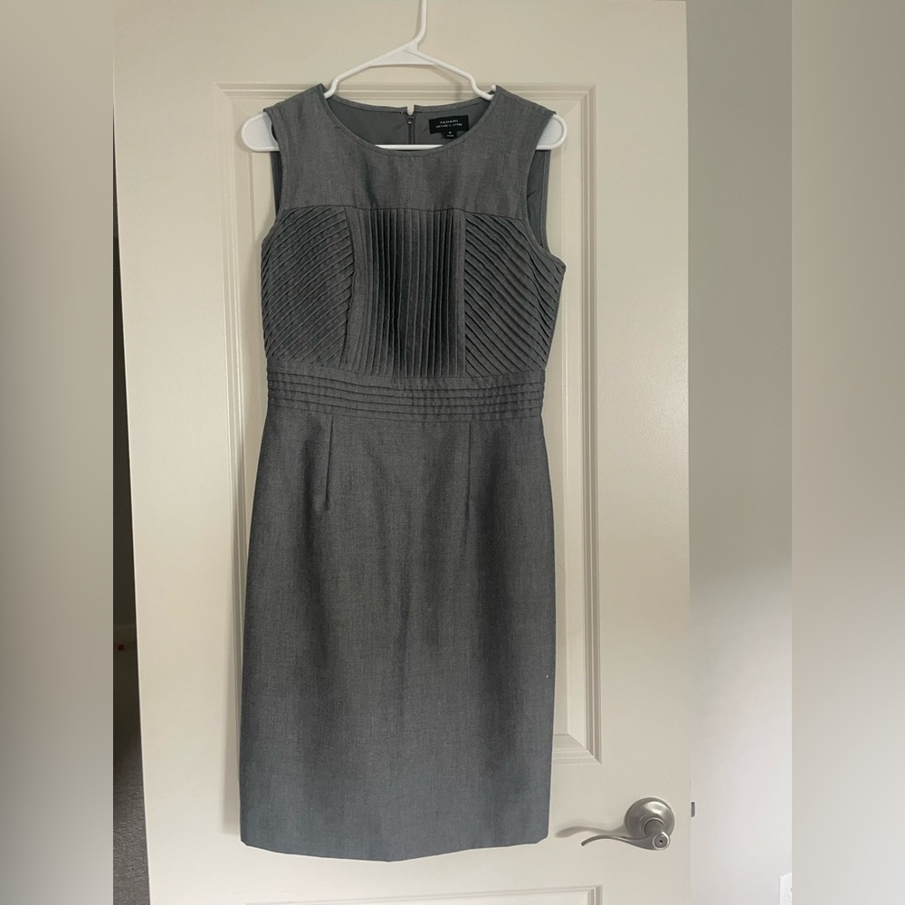 Tahari Sleeveless Dress